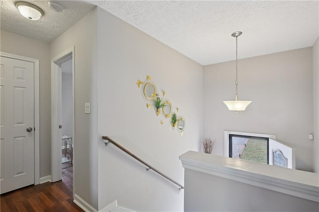 4 bedroom, 3 bathroom, 2,839 sq ft single family residence for sale at 224 Solomon Drive, Ellenwood, GA 30294 — photo 3