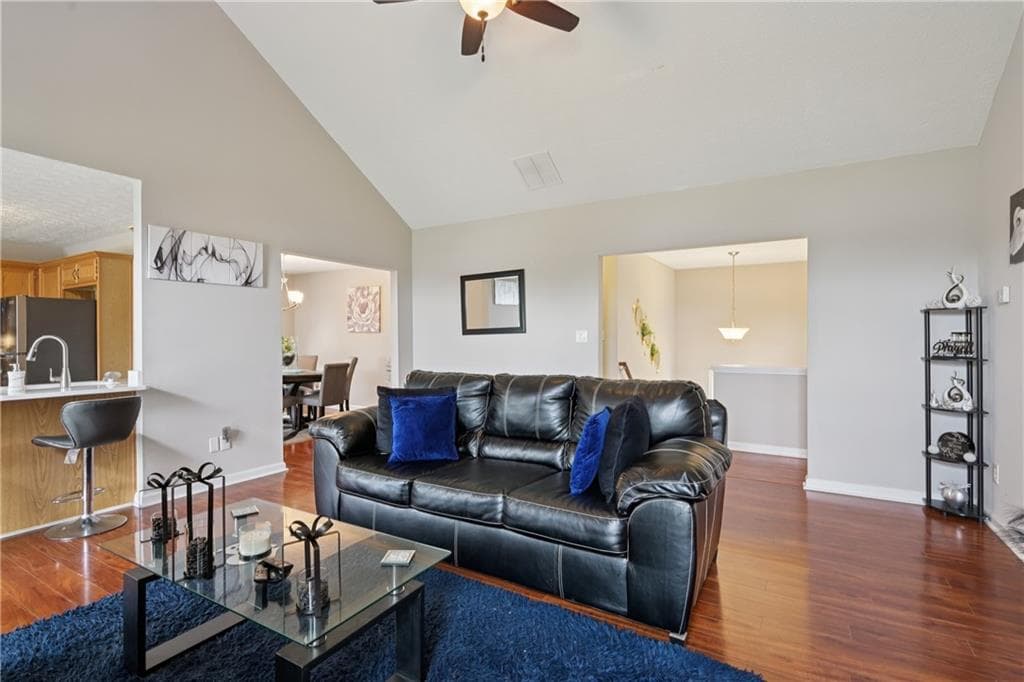 4 bedroom, 3 bathroom, 2,839 sq ft single family residence for sale at 224 Solomon Drive, Ellenwood, GA 30294 — photo 4