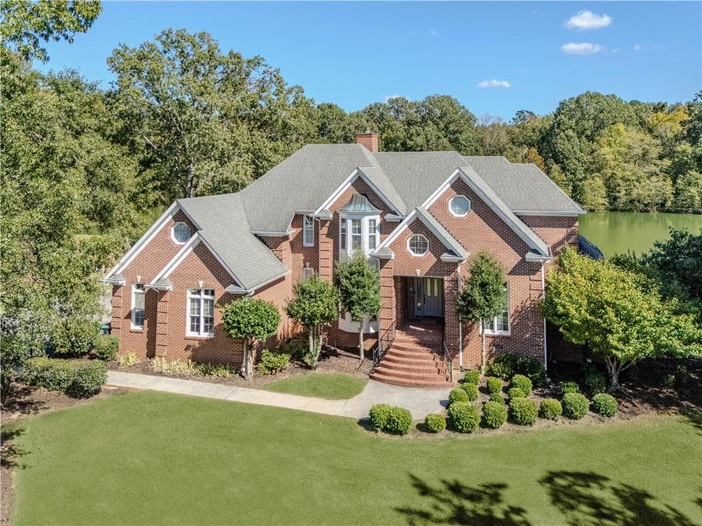 5 bedroom, 4 bathroom, 3,991 sq ft single family residence for sale at 48 Fox Croft Road, Rome, GA 30165 — photo 2