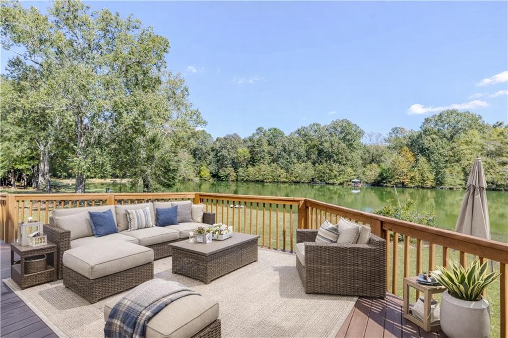 5 bedroom, 4 bathroom, 3,991 sq ft single family residence for sale at 48 Fox Croft Road, Rome, GA 30165 — photo 3