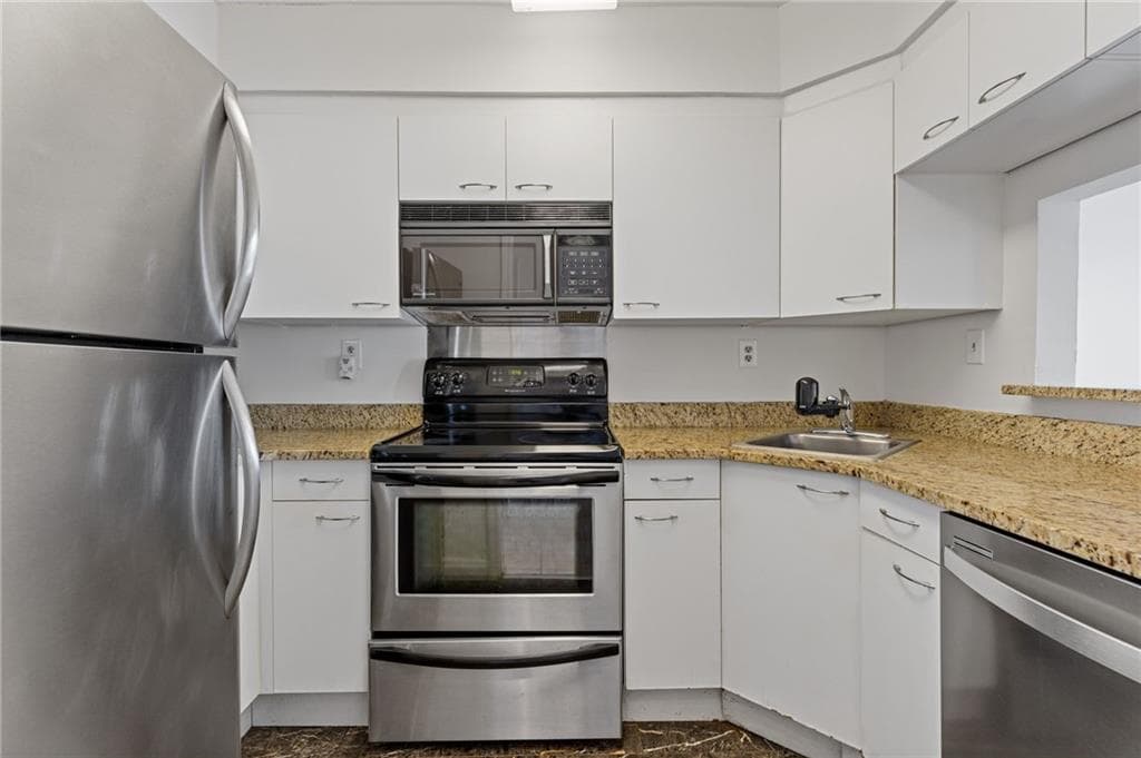 1 bedroom, 1 bathroom, 807 sq ft condominium for sale at 2870 Pharr Court S 1209, Atlanta, GA 30305 — photo 6