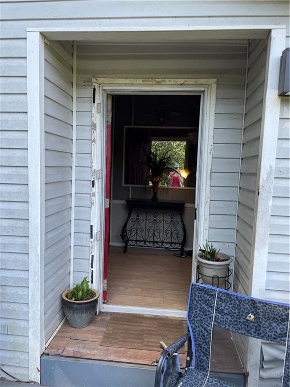 5 bedroom, 3 bathroom, 1,944 sq ft single family residence for sale at 1021 Garden Avenue, Buckhead, GA 30625 — photo 2