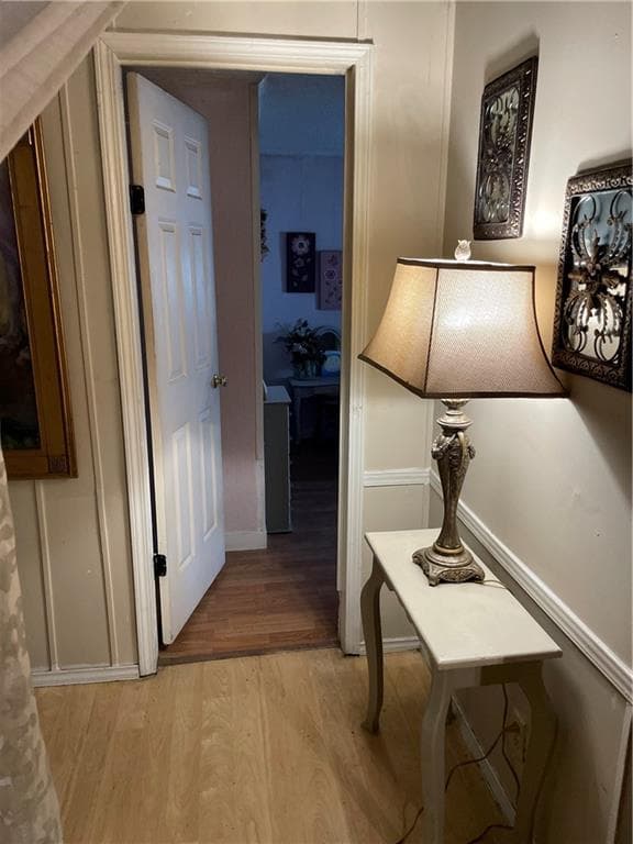 5 bedroom, 3 bathroom, 1,944 sq ft single family residence for sale at 1021 Garden Avenue, Buckhead, GA 30625 — photo 8