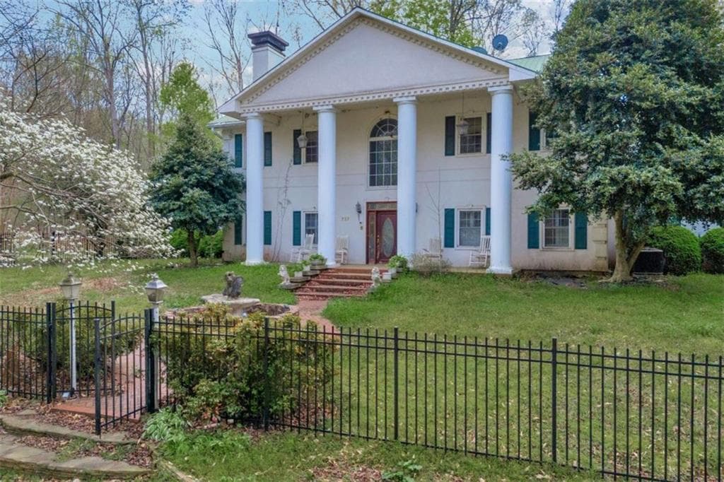 5 bedroom, 5 bathroom, 4,296 sq ft single family residence for sale at 743 Blacks Creek Church Road, Danielsville, GA 30633 — photo 2