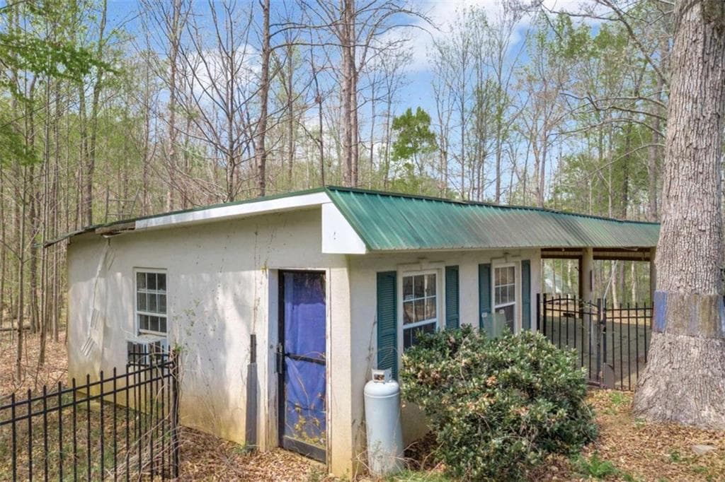 5 bedroom, 5 bathroom, 4,296 sq ft single family residence for sale at 743 Blacks Creek Church Road, Danielsville, GA 30633 — photo 6