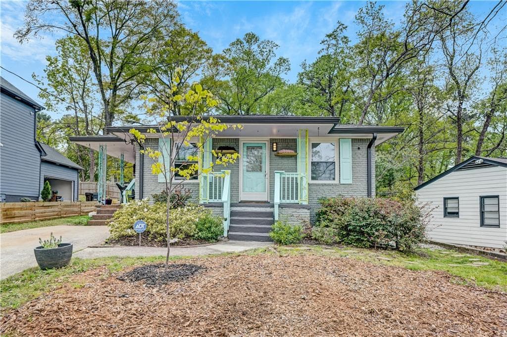 3 bedroom, 1 bathroom, 1,014 sq ft single family residence sold at 2463 Jewel Street, Atlanta, GA 30344