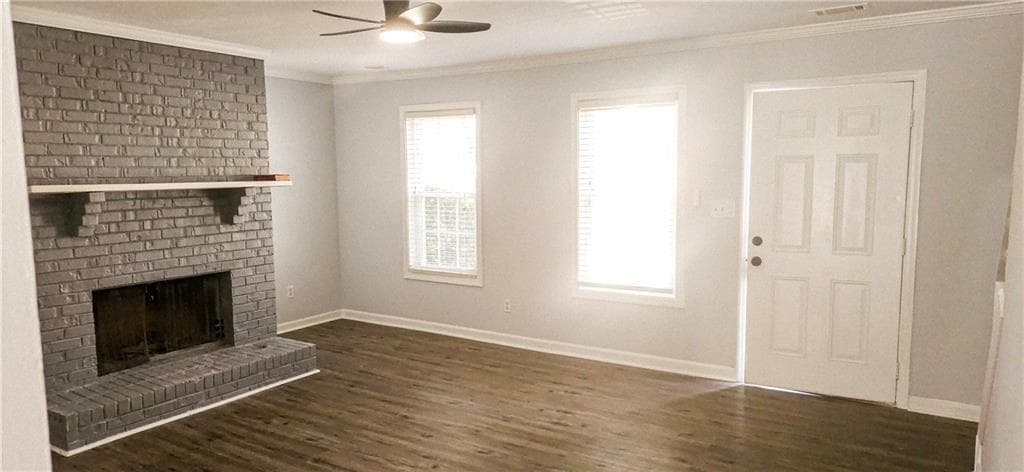 2 bedroom, 3 bathroom, 1,254 sq ft townhouse for sale at 5582 Windwood Road, Atlanta, GA 30349 — photo 6
