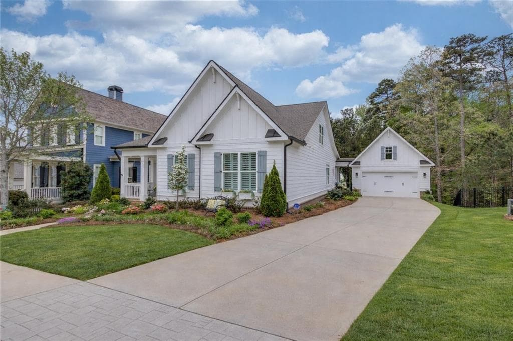 916 Clubside Drive, Monroe, GA 30655 — most recent listing photo
