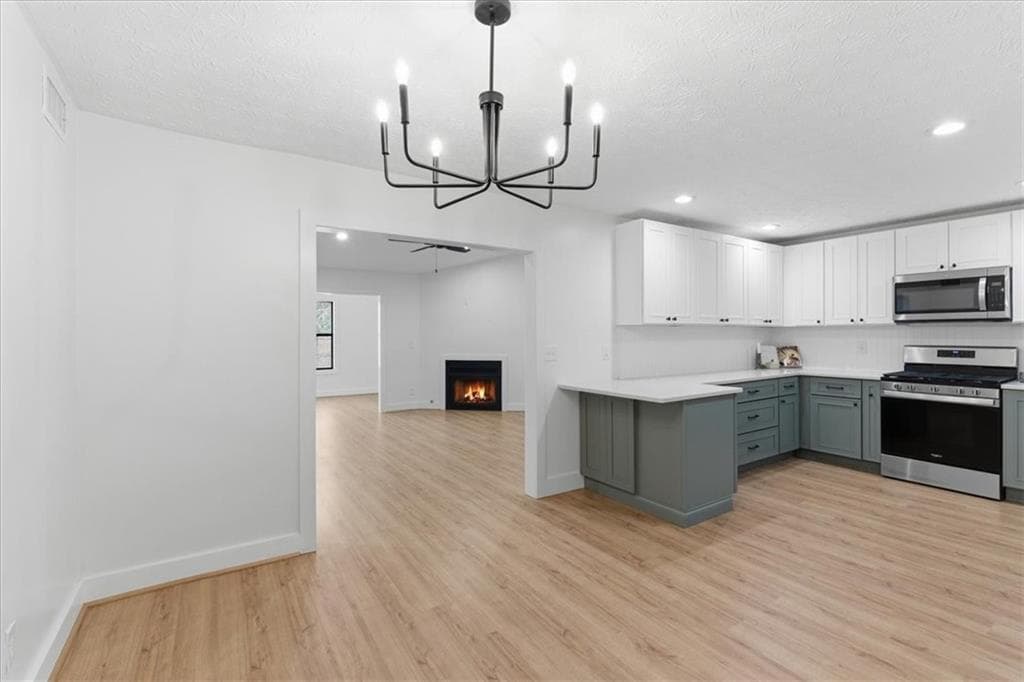 4 bedroom, 2 bathroom, 1,624 sq ft condominium for sale at 708 Parkaire Crossing, Marietta, GA 30068 — photo 8