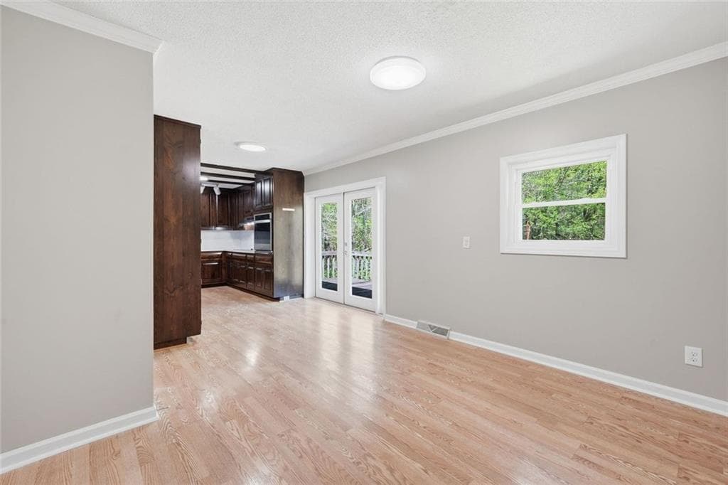 3 bedroom, 2 bathroom, 2,542 sq ft single family residence for sale at 2279 Highway 92, Acworth, GA 30102 — photo 10