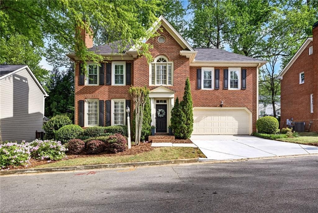 3 bedroom, 3 bathroom, 2,383 sq ft single family residence sold at 1128 Haven Glen Lane, Atlanta, GA 30319