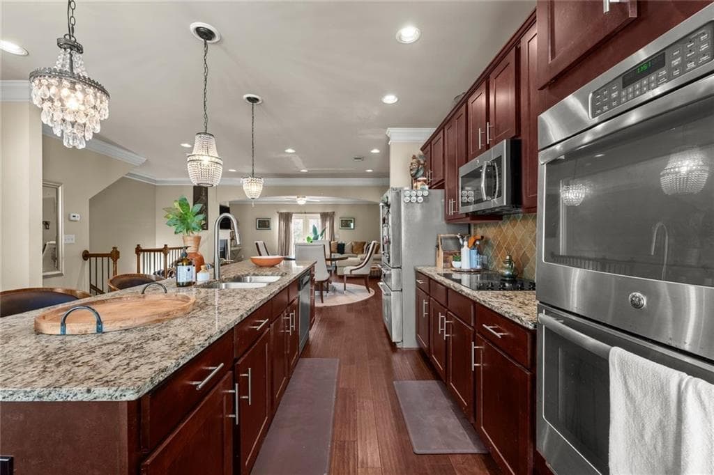 4 bedroom, 4 bathroom, 2,438 sq ft townhouse for sale at 1187 Laurel Valley Court, Buford, GA 30519 — photo 10