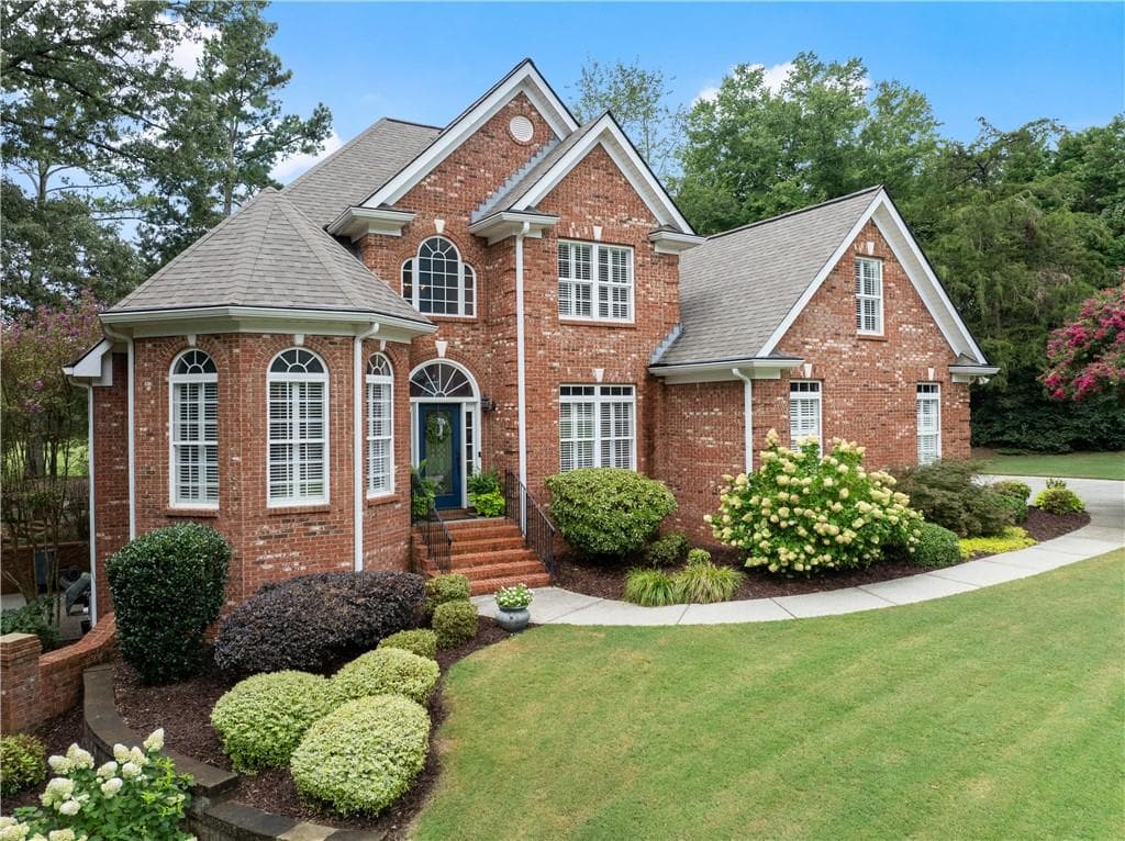 5 bedroom, 4 bathroom, 2,441 sq ft single family residence under contract at 1503 Cleveland Court, Loganville, GA 30052 — photo 3