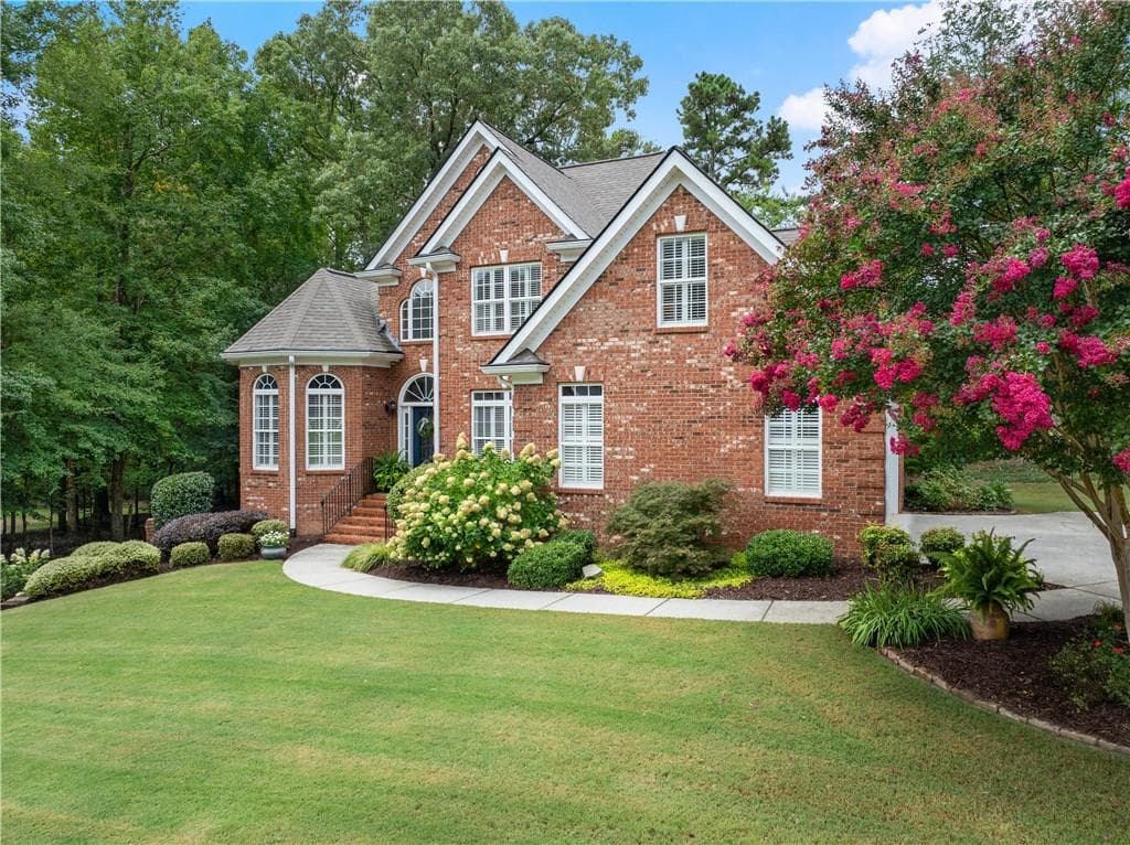 5 bedroom, 4 bathroom, 2,441 sq ft single family residence under contract at 1503 Cleveland Court, Loganville, GA 30052 — photo 6