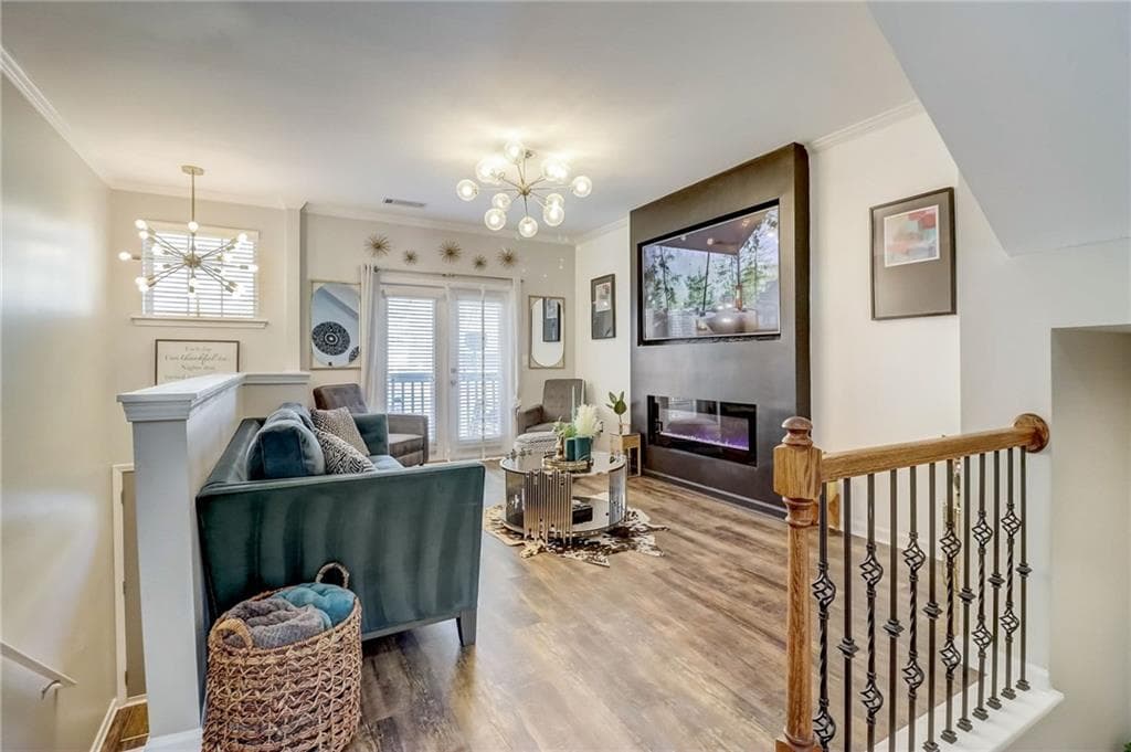 3 bedroom, 4 bathroom, 1,216 sq ft townhouse for sale at 1753 Liberty Parkway, Atlanta, GA 30318 — photo 4