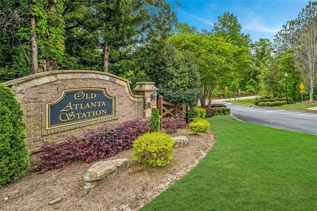 4 bedroom, 4 bathroom, 2,660 sq ft townhouse for sale at 3900 Old Atlanta Station Drive, Atlanta, GA 30339 — photo 10