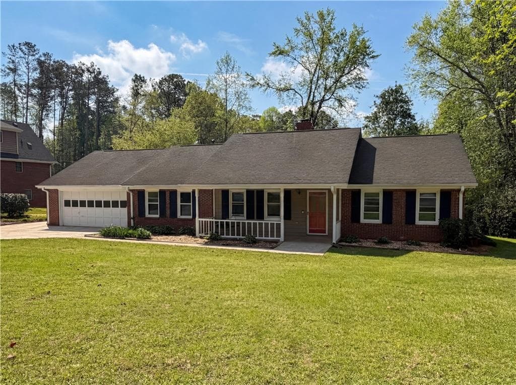 4 bedroom, 2 bathroom, 2,436 sq ft single family residence for sale at 1622 Spaniel Court, Conyers, GA 30094 — photo 6
