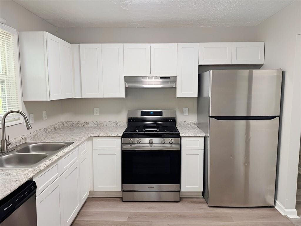 4 bedroom, 2 bathroom, 1,110 sq ft single family residence under contract at 3090 Creel Road, Atlanta, GA 30349 — photo 8