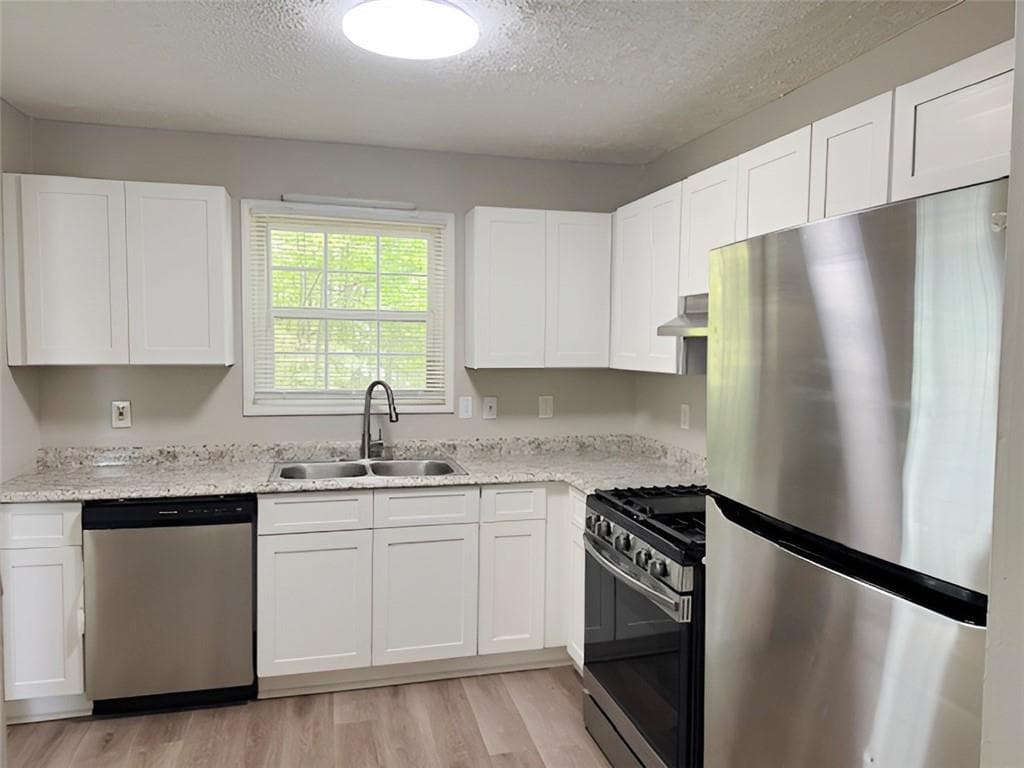 4 bedroom, 2 bathroom, 1,110 sq ft single family residence under contract at 3090 Creel Road, Atlanta, GA 30349 — photo 9