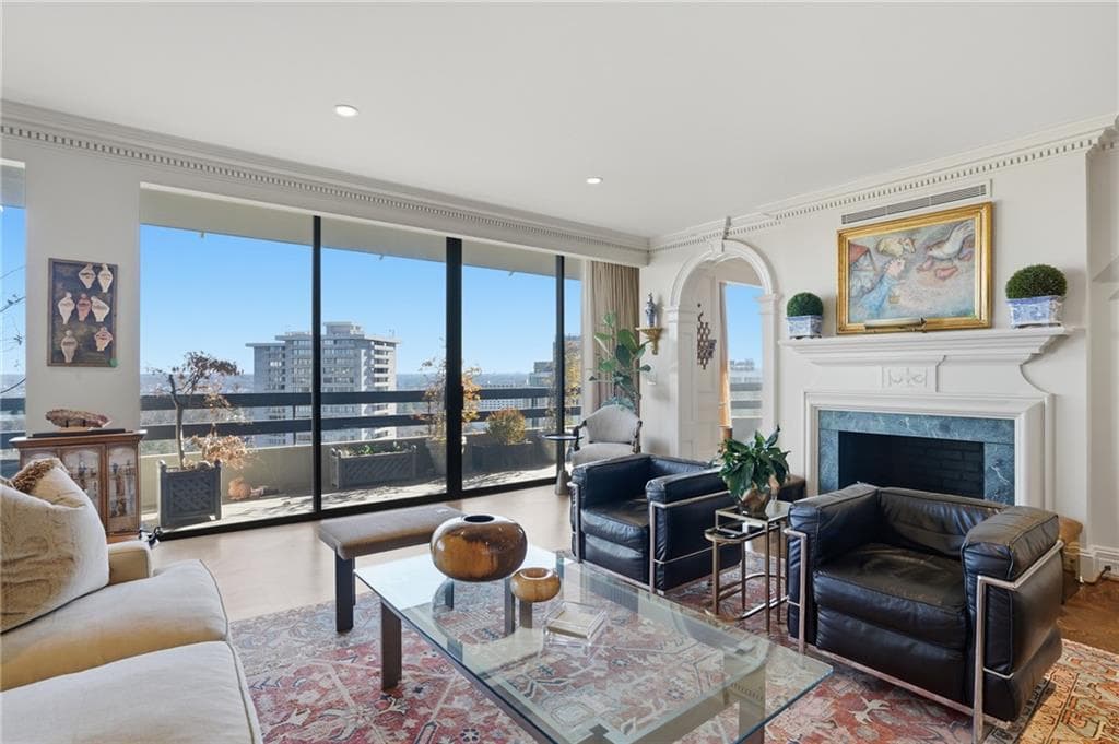3 bedroom, 4 bathroom, 4,806 sq ft condominium for sale at 2660 Peachtree Road 20GH, Atlanta, GA 30305 — photo 7