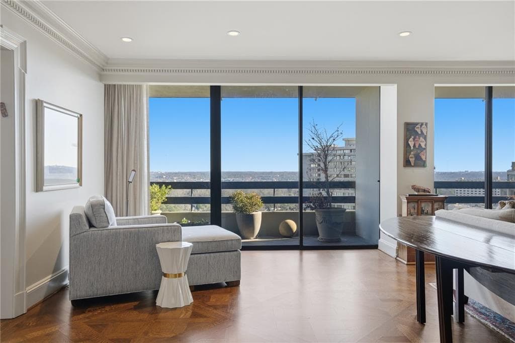 3 bedroom, 4 bathroom, 4,806 sq ft condominium for sale at 2660 Peachtree Road 20GH, Atlanta, GA 30305 — photo 9
