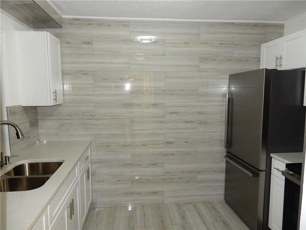 1 bedroom, 1 bathroom, 800 sq ft condominium under contract at 3083 Colonial Way N, Atlanta, GA 30341 — photo 5