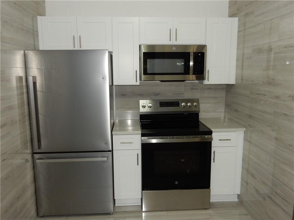 1 bedroom, 1 bathroom, 800 sq ft condominium under contract at 3083 Colonial Way N, Atlanta, GA 30341 — photo 6