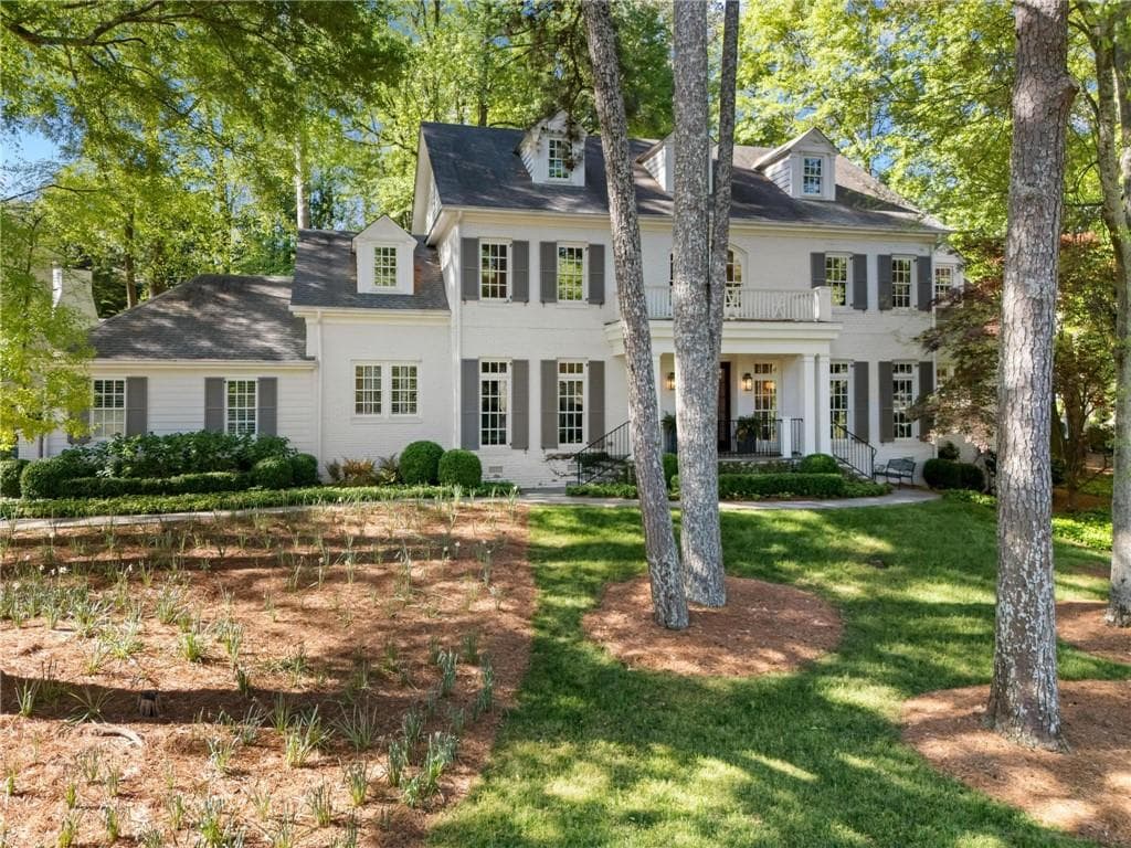2591 Hyde Manor Drive, Atlanta, GA 30327 — most recent listing photo