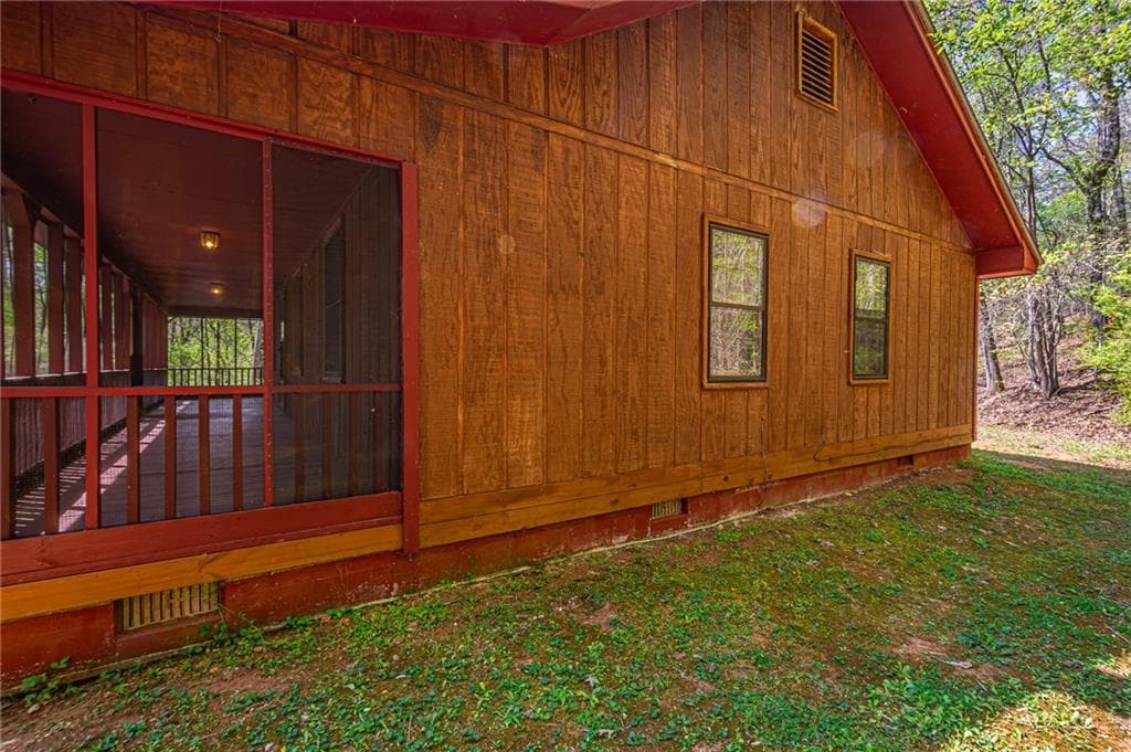 3 bedroom, 1 bathroom, 1,188 sq ft single family residence under contract at 2992 Camp Wahsega Road, Dahlonega, GA 30533 — photo 4