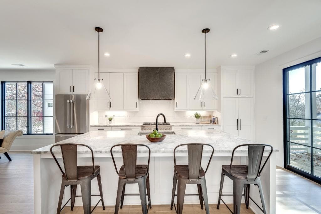 4 bedroom, 4 bathroom, 3,023 sq ft single family residence under contract at 625 Home Avenue, Atlanta, GA 30312 — photo 9