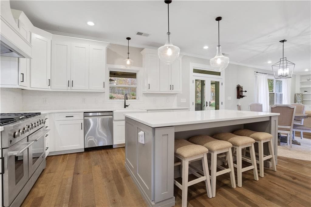 7 bedroom, 4 bathroom, 4,034 sq ft single family residence for sale at 3180 Caney Creek Lane, Cumming, GA 30041 — photo 3