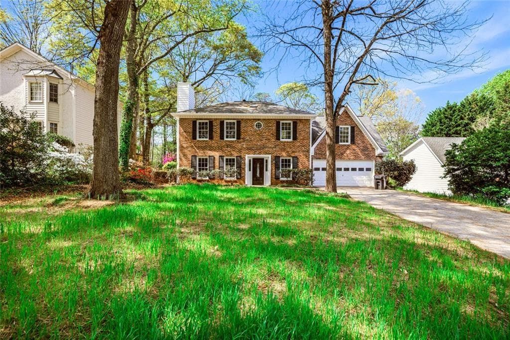 4 bedroom, 3 bathroom, 2,250 sq ft single family residence for sale at 4085 Vicksburg Drive, Lawrenceville, GA 30044 — photo 5