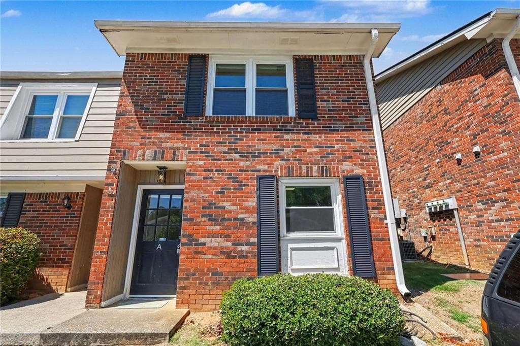 2060 Kings Gate Circle A, Snellville, GA 30078 — most recent listing photo