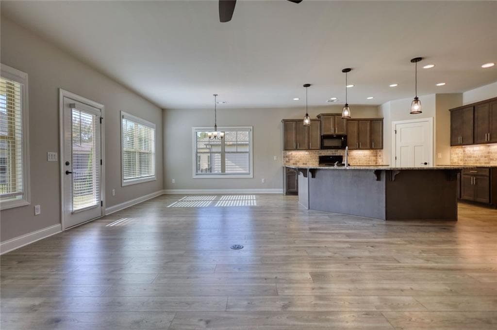 2 bedroom, 2 bathroom, 1,793 sq ft single family residence for sale at 278 Club Drive, Monroe, GA 30655 — photo 5