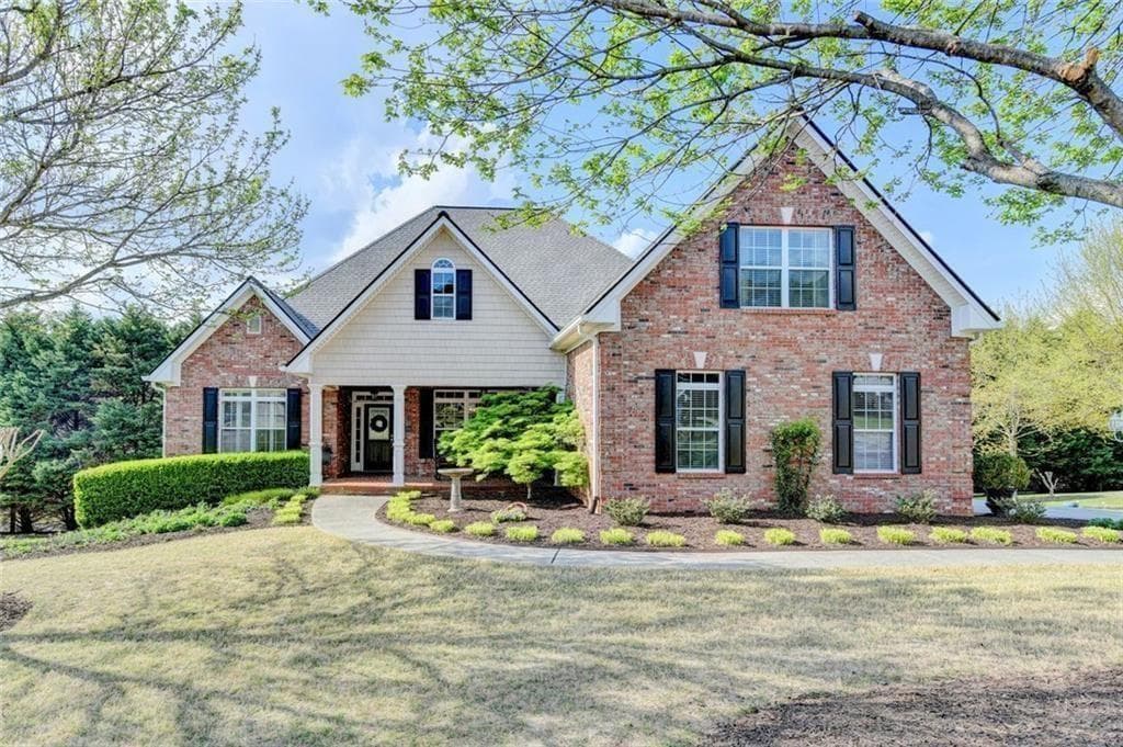 5 bedroom, 5 bathroom, 5,907 sq ft single family residence sold at 517 Sandy Cove Drive, Loganville, GA 30052