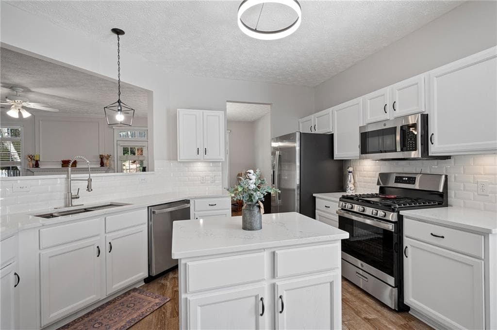 116 Weatherstone Drive, Woodstock, GA 30188 — most recent listing photo