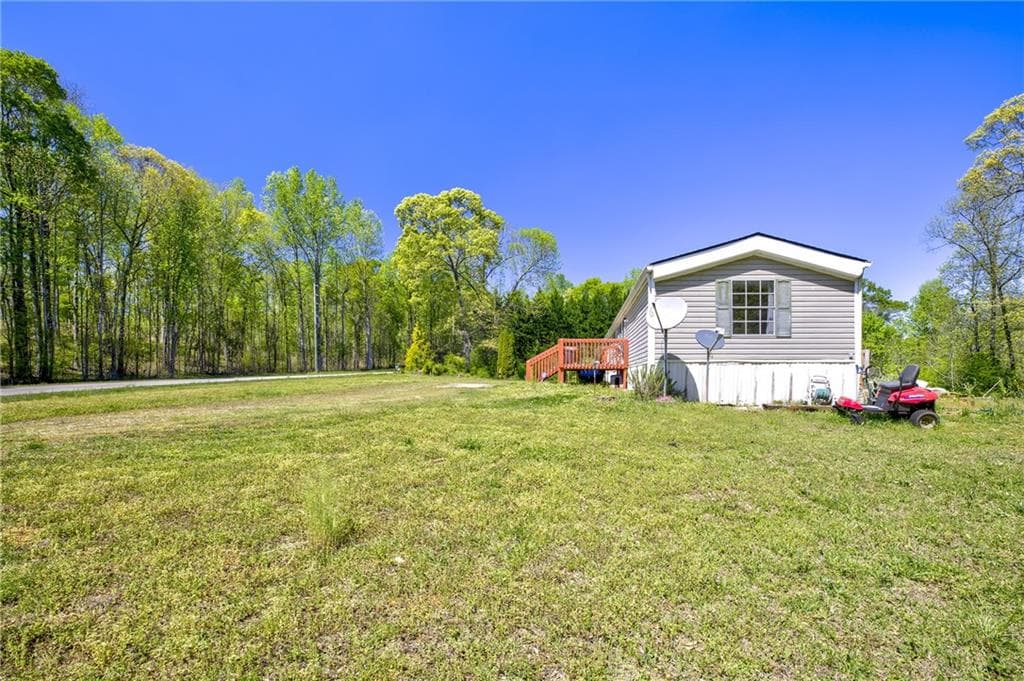 3 bedroom, 2 bathroom, 1,216 sq ft single family residence for rent at 4201 Dunagan Road, Gillsville, GA 30543 for $1,400 a month — photo 5