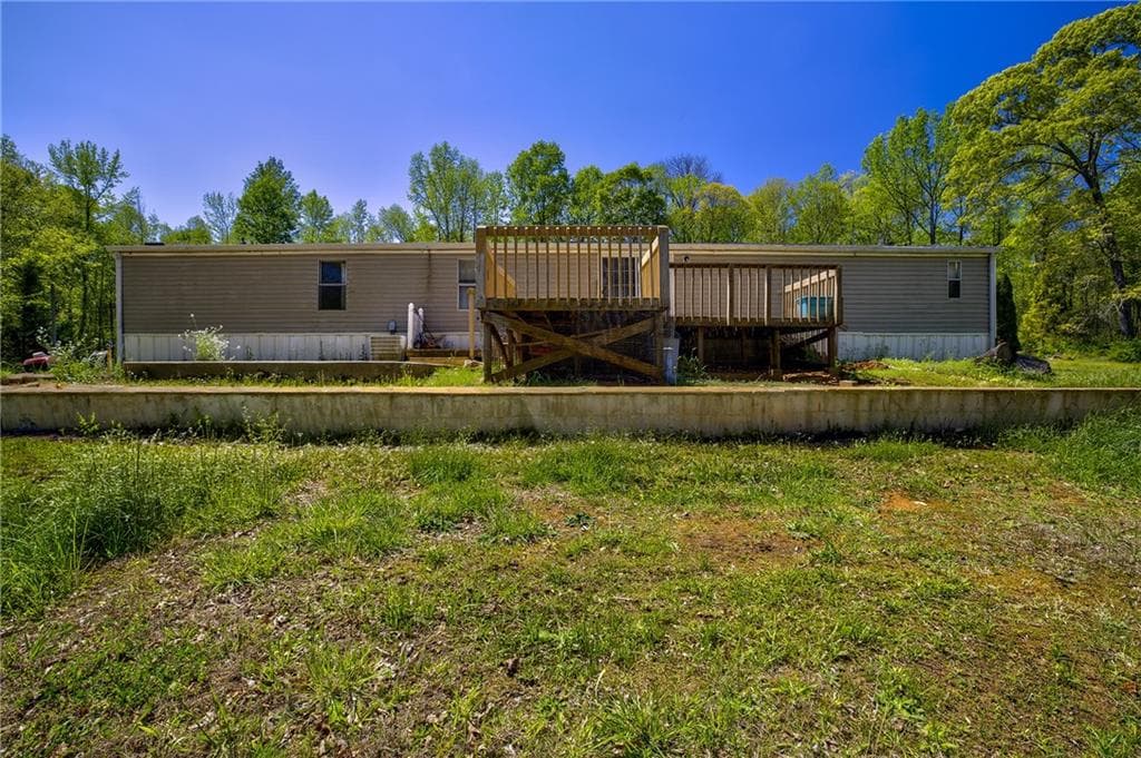 3 bedroom, 2 bathroom, 1,216 sq ft single family residence for rent at 4201 Dunagan Road, Gillsville, GA 30543 for $1,400 a month — photo 8