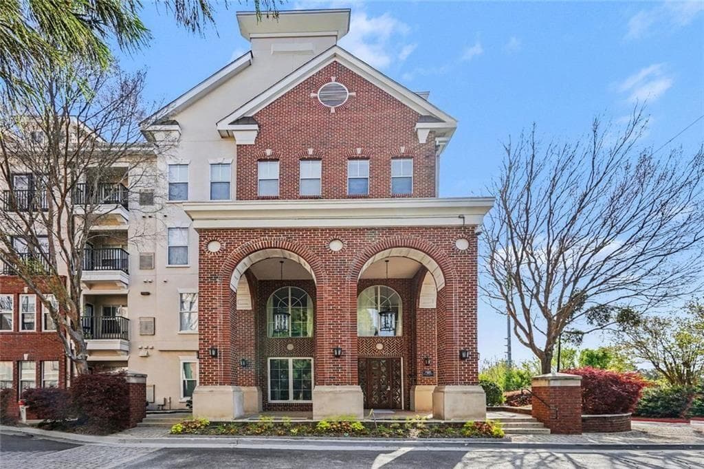 2 bedroom, 2 bathroom, 1,292 sq ft condominium sold at 1850 Cotillion Drive 1326, Atlanta, GA 30338