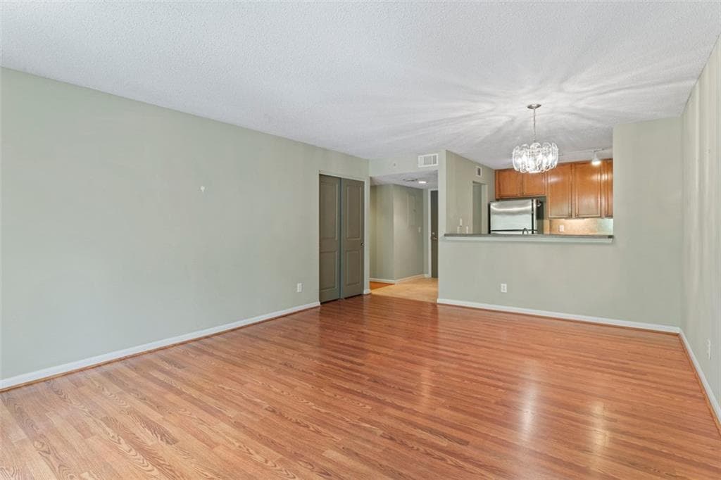 1 bedroom, 1 bathroom, 1,944 sq ft condominium for sale at 3650 Ashford Dunwoody Road 924, Atlanta, GA 30319 — photo 10