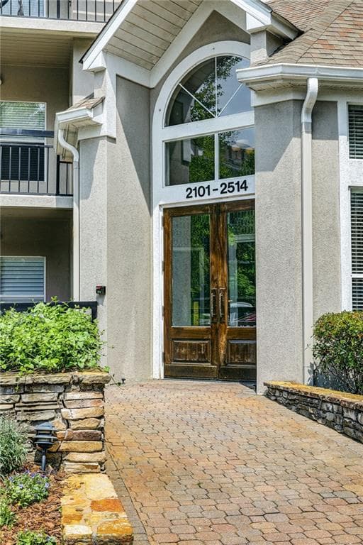1 bedroom, 1 bathroom, 820 sq ft condominium under contract at 2509 River Green Drive 2509, Atlanta, GA 30327 — photo 3