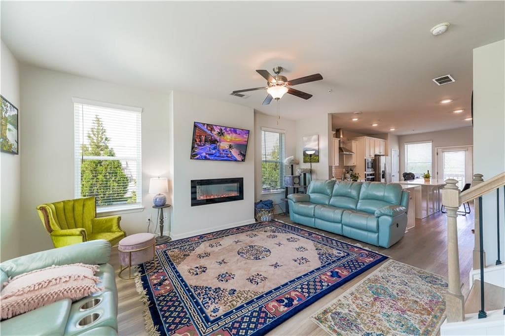 4 bedroom, 4 bathroom, 1,897 sq ft townhouse under contract at 315 Cobalt Drive, Fayetteville, GA 30214 — photo 5