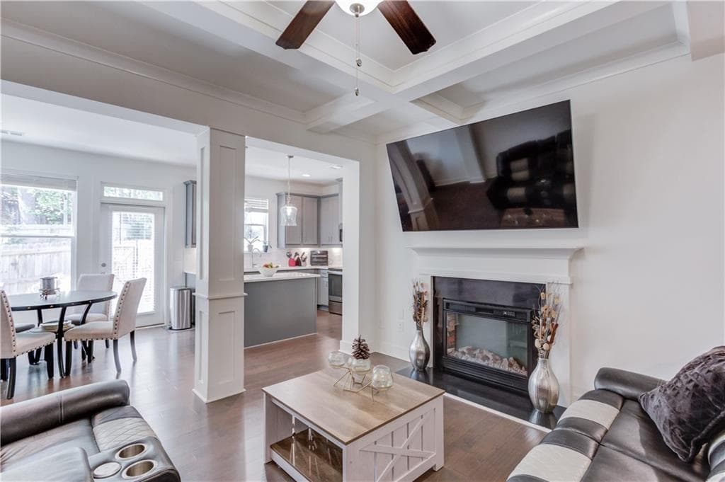 3 bedroom, 3 bathroom, 1,829 sq ft townhouse for sale at 39 Auburn Valley Way, Auburn, GA 30011 — photo 5
