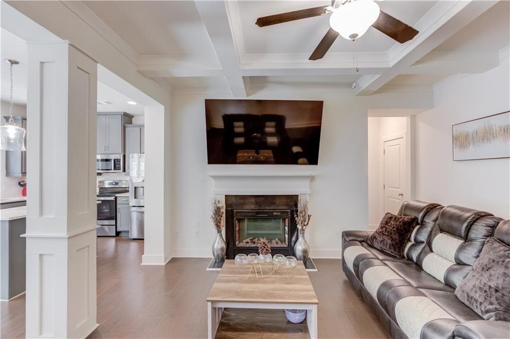 3 bedroom, 3 bathroom, 1,829 sq ft townhouse for sale at 39 Auburn Valley Way, Auburn, GA 30011 — photo 6