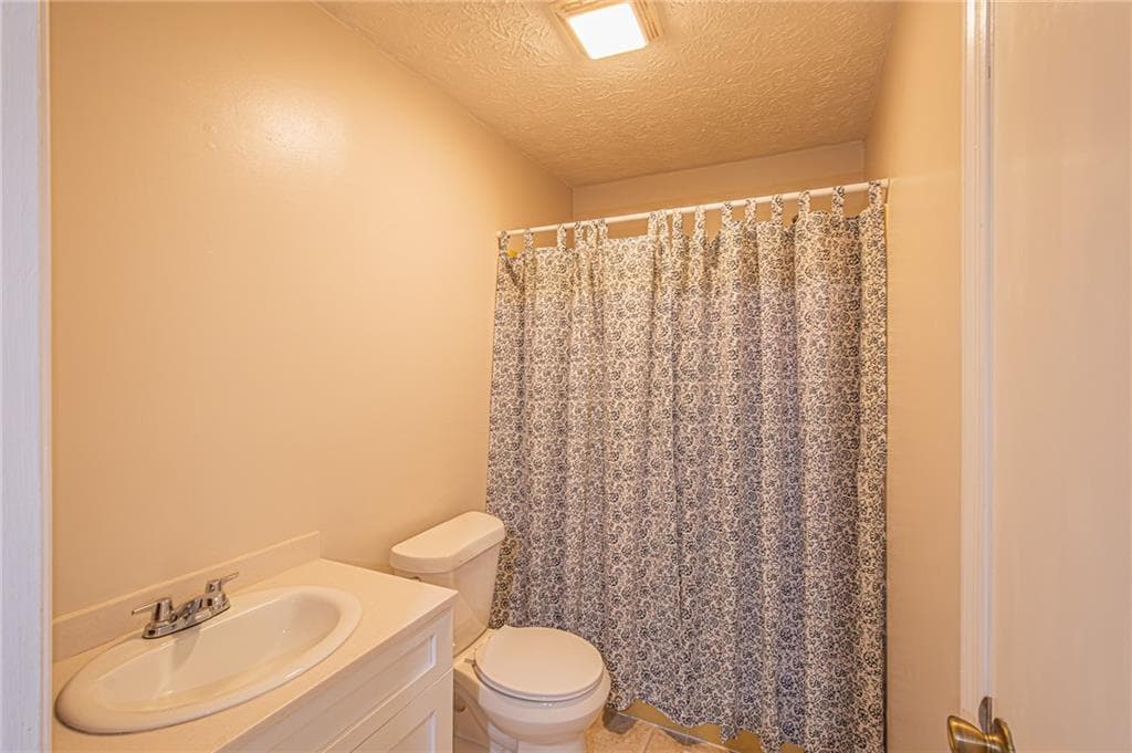 3 bedroom, 1 bathroom, 1,188 sq ft single family residence under contract at 2992 Camp Wahsega Road, Dahlonega, GA 30533 — photo 9