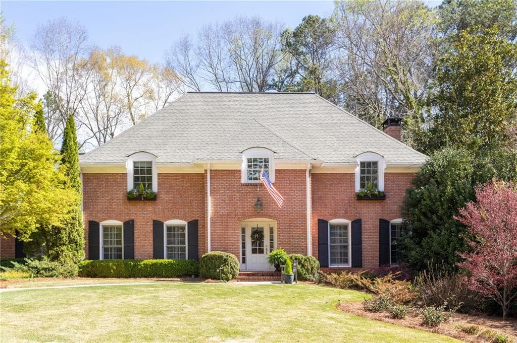 5 bedroom, 5 bathroom, 4,298 sq ft single family residence sold at 6225 Old Hickory Point, Atlanta, GA 30328
