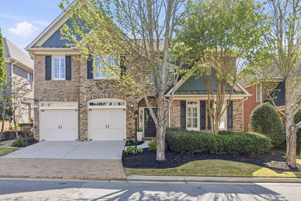 305 Wembley Circle, Sandy Springs, GA 30328 — most recent listing photo