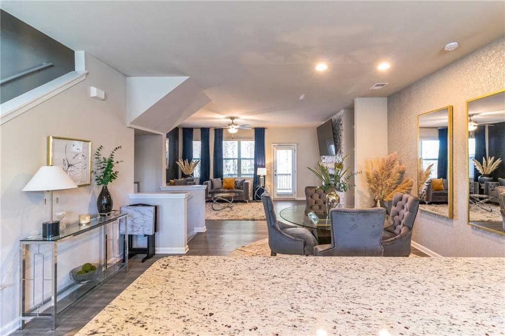 4 bedroom, 4 bathroom, 1,600 sq ft townhouse for rent at 3123 Meadowstone Lane, Atlanta, GA 30331 for $2,800 a month — photo 9
