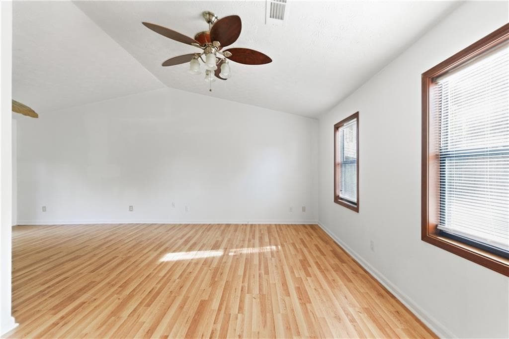 3 bedroom, 2 bathroom, 1,200 sq ft single family residence under contract at 1169 Dustin Court, Stone Mountain, GA 30088 — photo 8