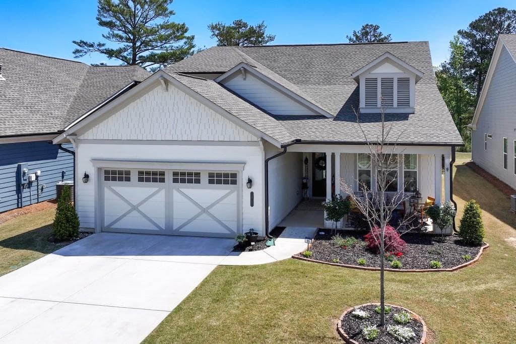 3 bedroom, 3 bathroom, 2,365 sq ft single family residence sold at 85 Rabun Court, Hoschton, GA 30548